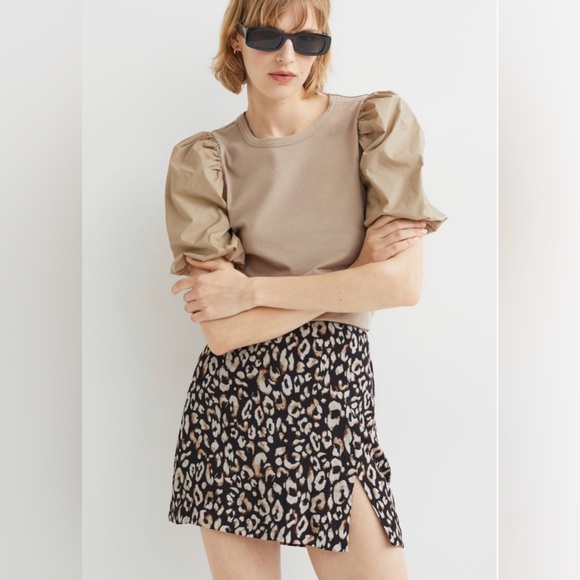 H&M Dresses & Skirts - H&M Leopard Print Mini Skirt